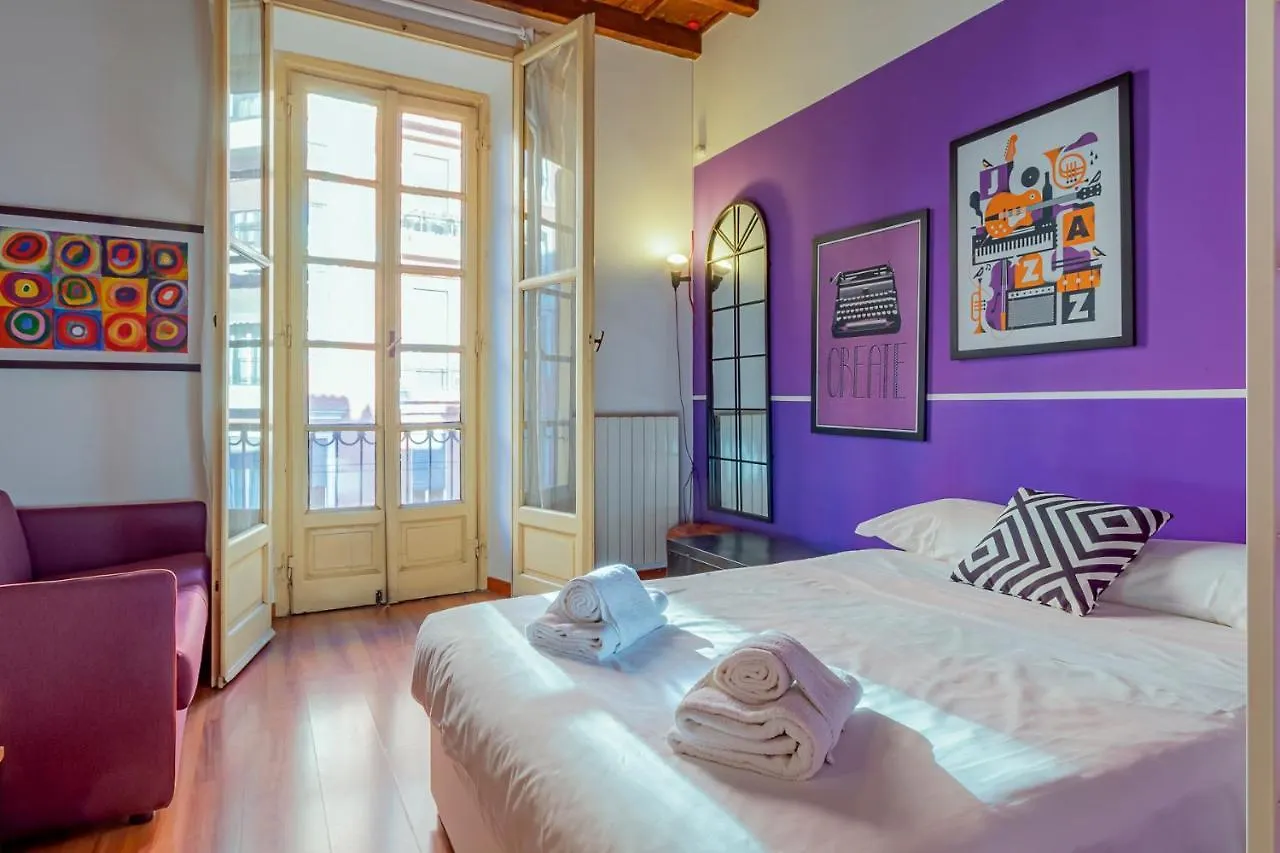 Lovely Flat Crocetta 1 kontakter